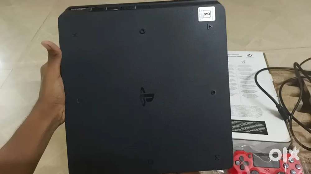 PS4 in brand  with jail brecked 11.00