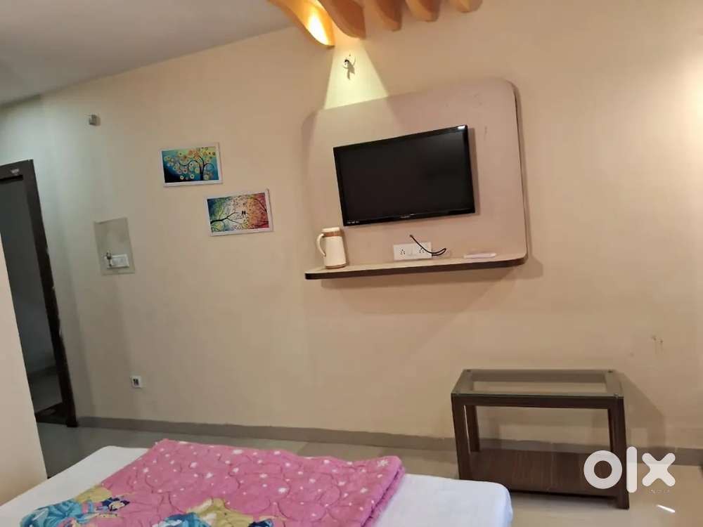 1 room fully furnished in Rohit nagar