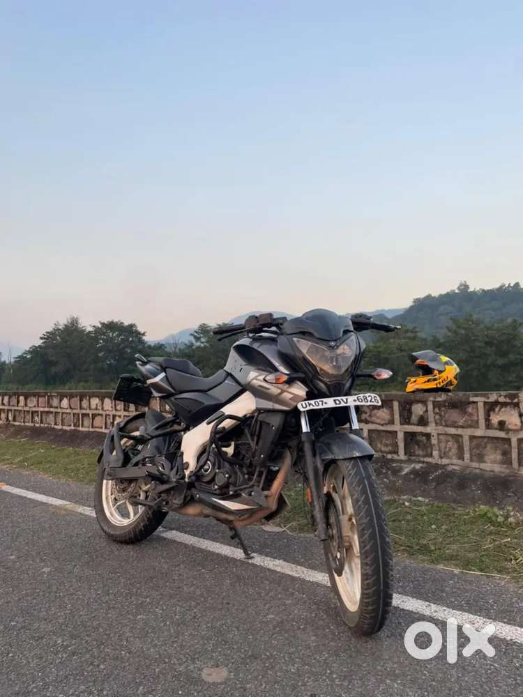 Pulsar ns 160