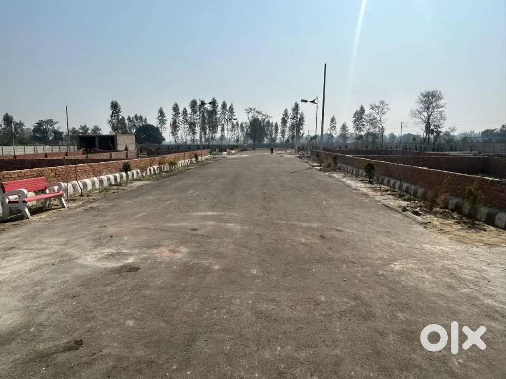 लुलु मॉल के निकट रिंग रोड के पास तुरंत रहने योग्य प्लाट बैंक लोन भी