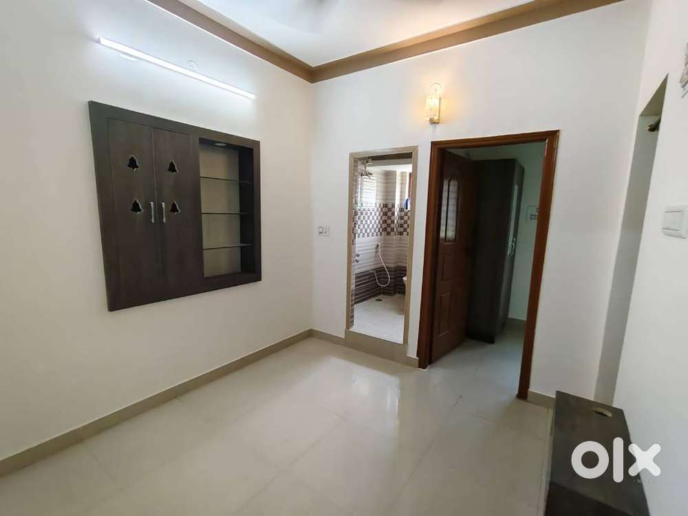 2BHK Builder floor for lease in Marathahalli
