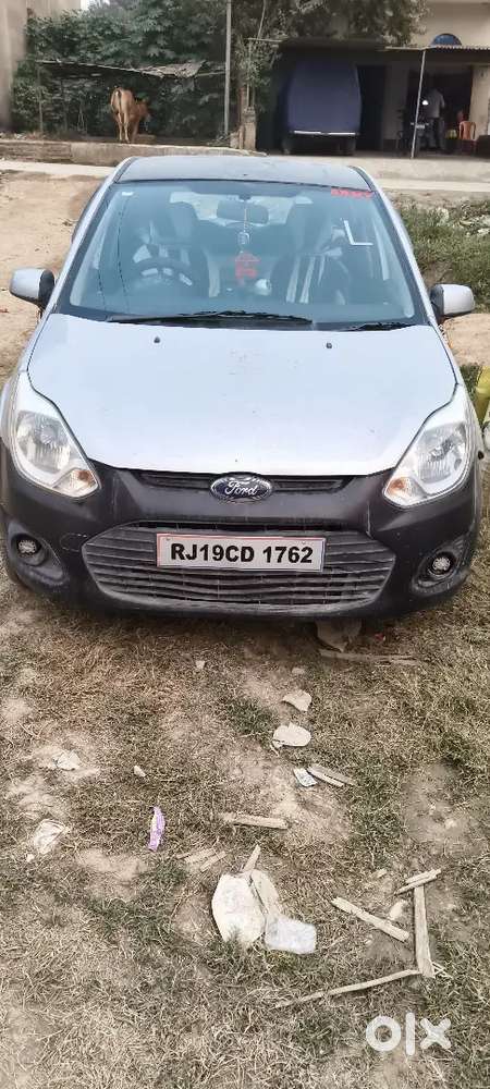 Ford Figo 2012 Diesel 105000 Km Driven