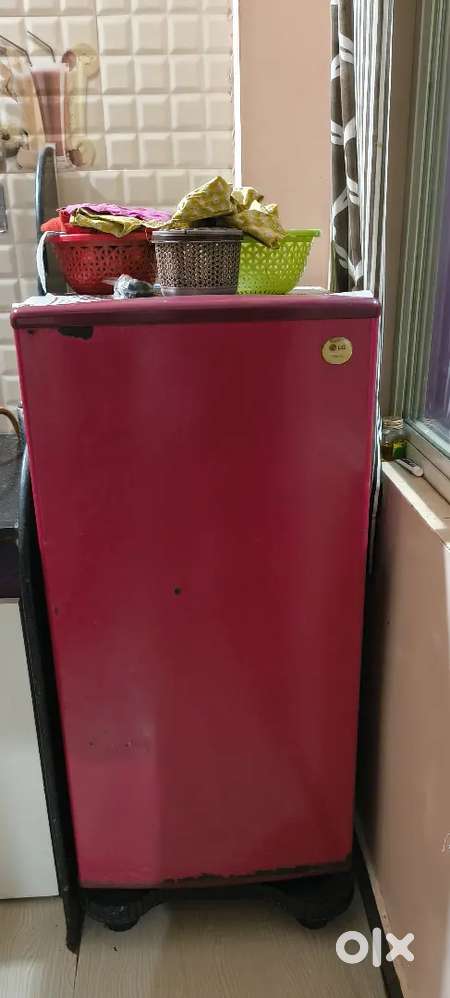 LG Refrigerator 180L
