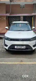 Mahindra XUV300 2023 Petrol Well Maintained