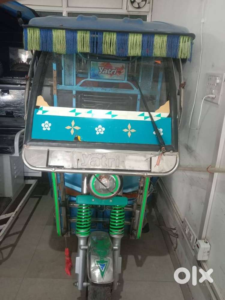 Yatri E - RICKSHA