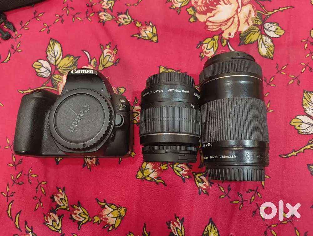 Canon EOS200D(Incl EFS 55-250/EFS 18-55 Lens)