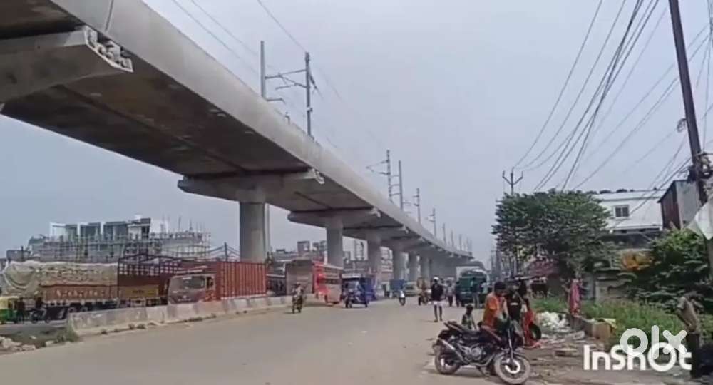 Near metro pilliar no - 163 , Ganga pardusan Road near by Main Highway