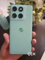 Moto Edge 60 fusion. 8GB  256GB storage.