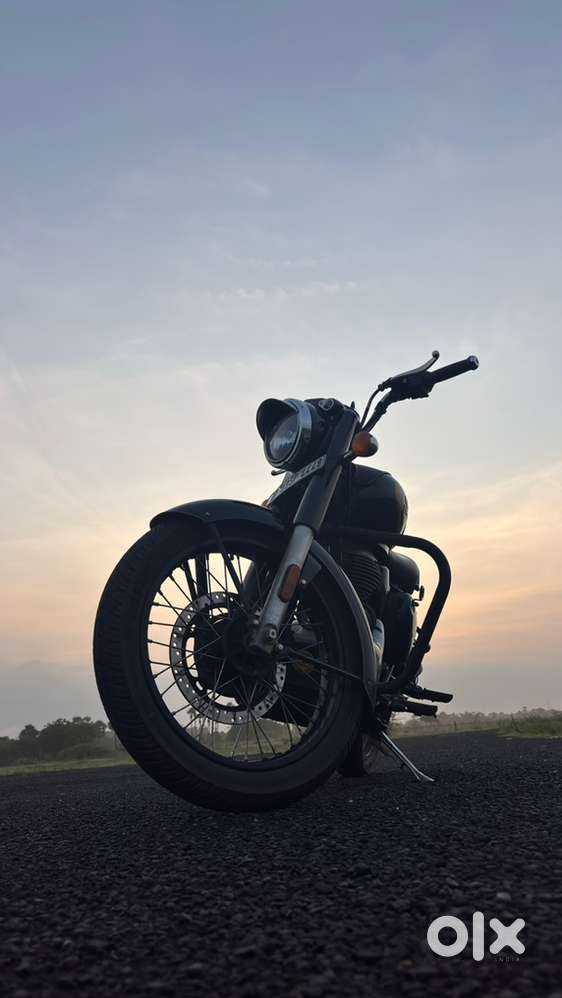 CLASSIC 350 REBORN HALCYON BLACK