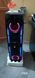 Tower speaker. With  KARAOKE MIC