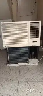 Window voltas AC 1.5 ton pcd missing all ok