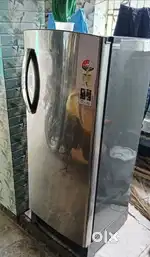 New condition wool pool fridge