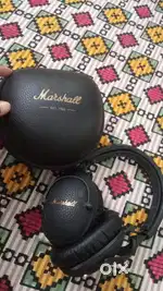 Marshal luxury headphones black colour