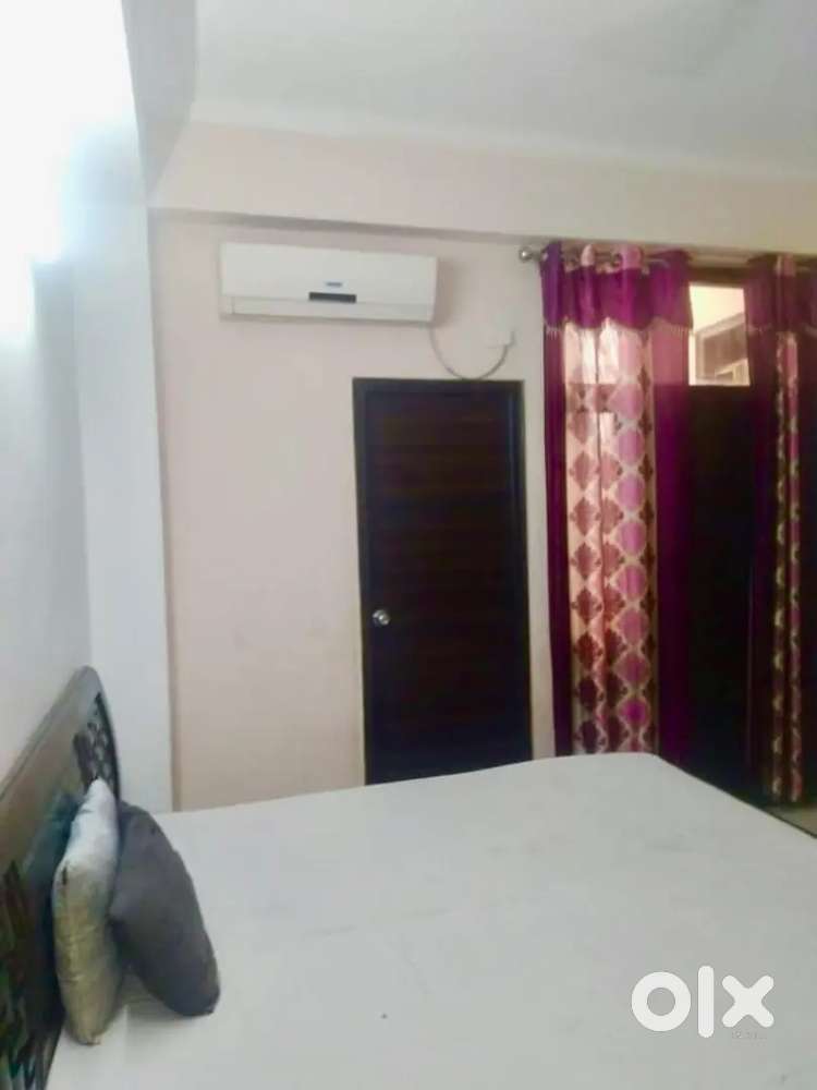 One RK Full furnished on ground floor in sector 38 gurgaon