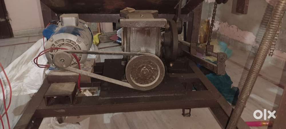 Pattel Dona making machine