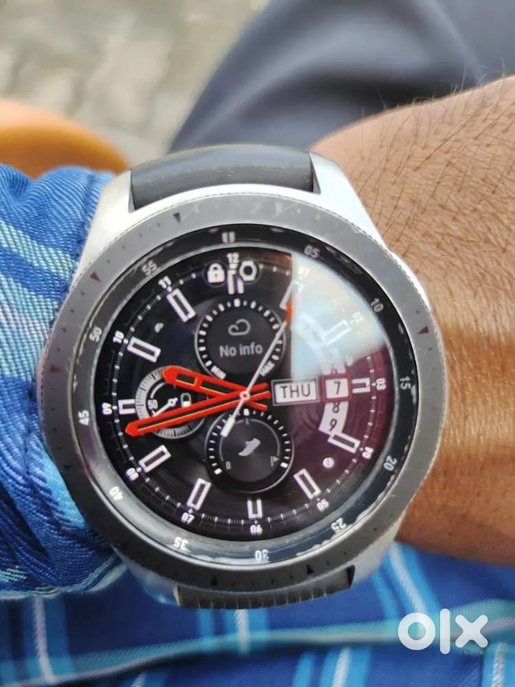 Samsung galaxy smart watch