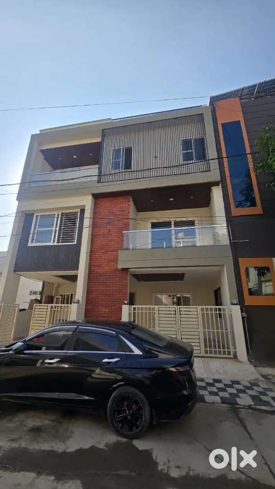 4bhk duplex with lift plot size 1200