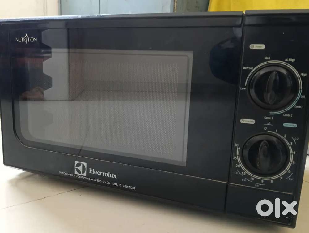 Brand: Electrolux
(39)
Electrolux 20 L Grill Microwave Oven