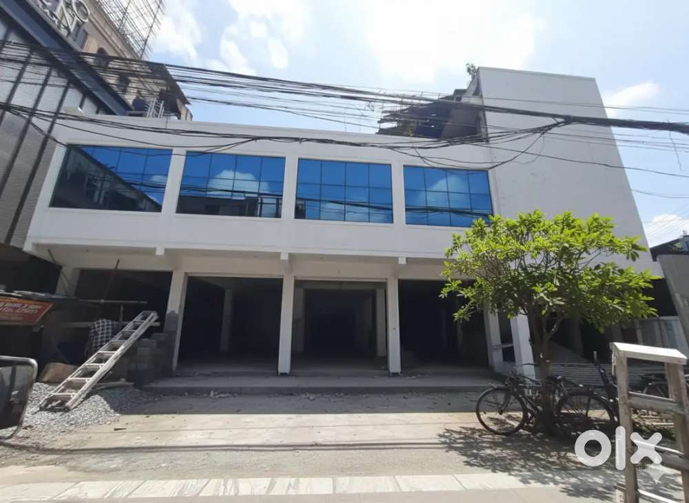 Independent building available at Kadavanthra 8000 sqft