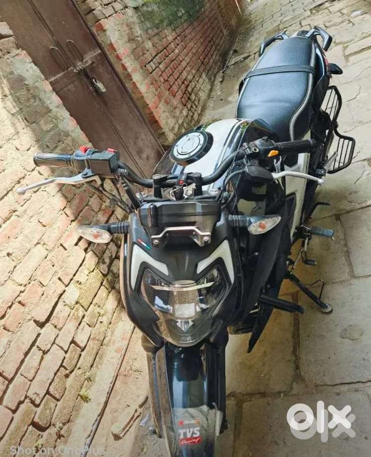 Tvs apache 160 4v bs 6 (2021 model)