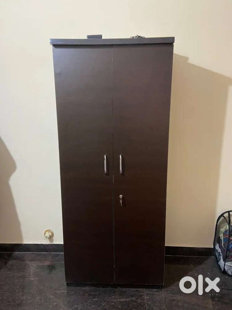 Wardrobe for sale for 3.5k