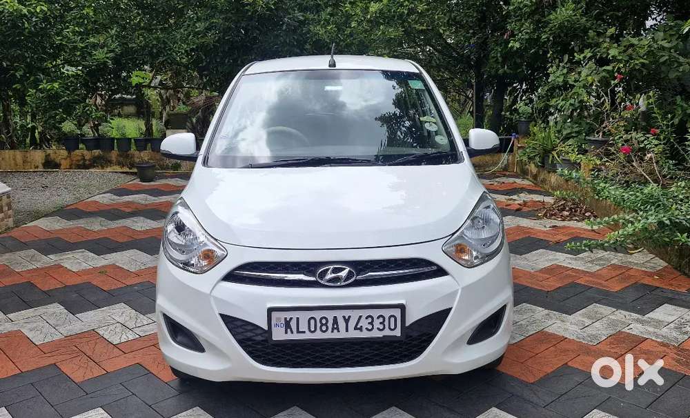 Hyundai i10 SPORTZ AUTOMATIC 2013 MODEL