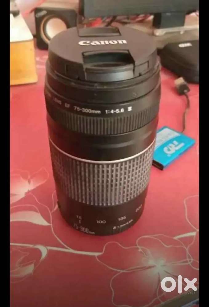 Canon lens