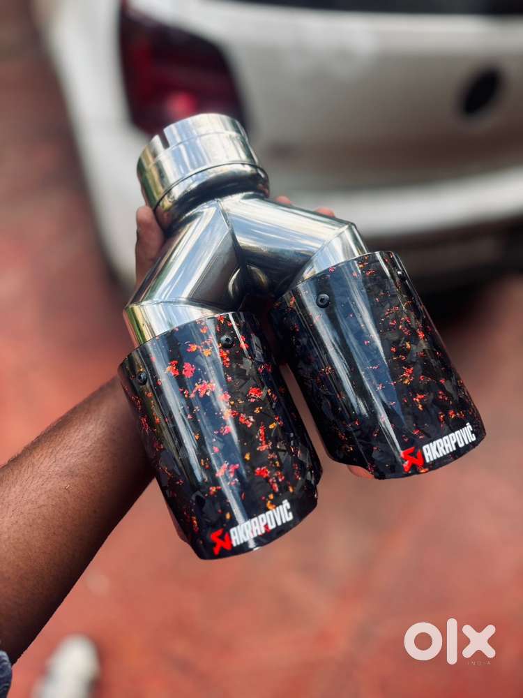 AKRAPOVIC RED FORGED CARBON DUAL EXHAUST TIP