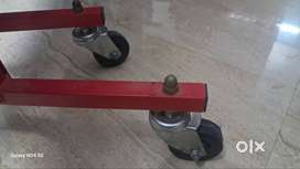 Cougar TTT-006, 1 yr old, indoor TT table, foldable, 19mm top.