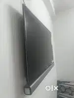 Sony LED WITH REMOTE AND SPEAKER