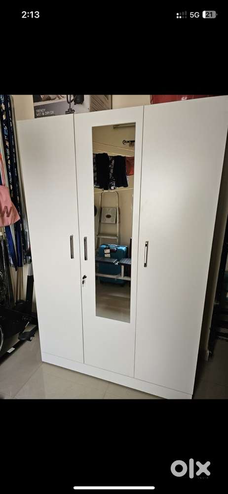 3 door wardrobe frosty white colour drawer with mirror