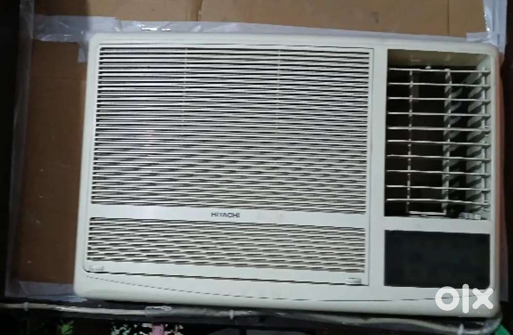 4 yr old Hitachi Ac