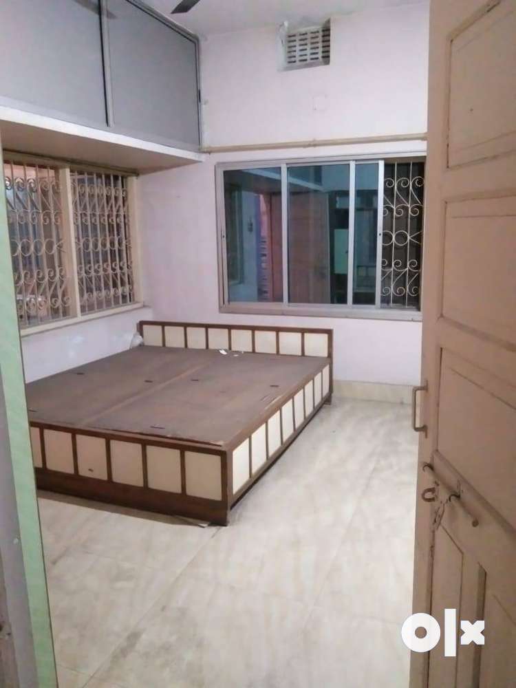 Furnished Room available for college students and bachelors in mango