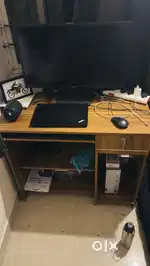 Computer Table