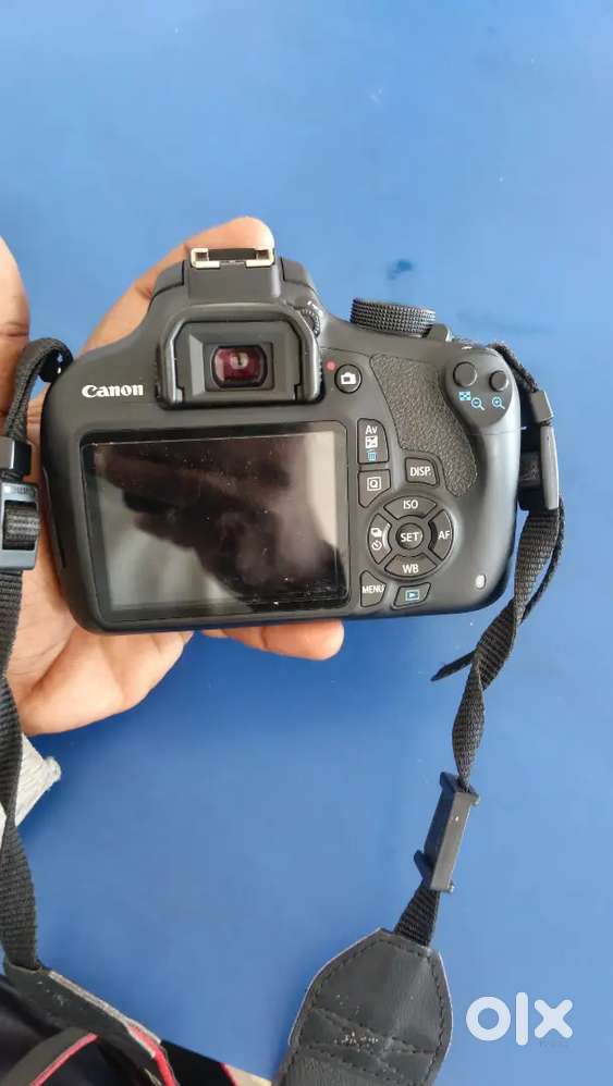 Canon EOS 1200 D