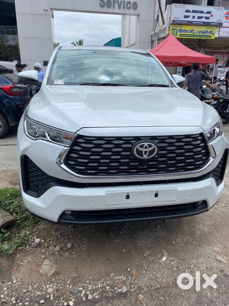 URGENTLY NEED EXPERIENCED Car and Bike DRIVER for daily works .