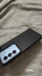 Vivo v27 8gb ram 128 internal memory