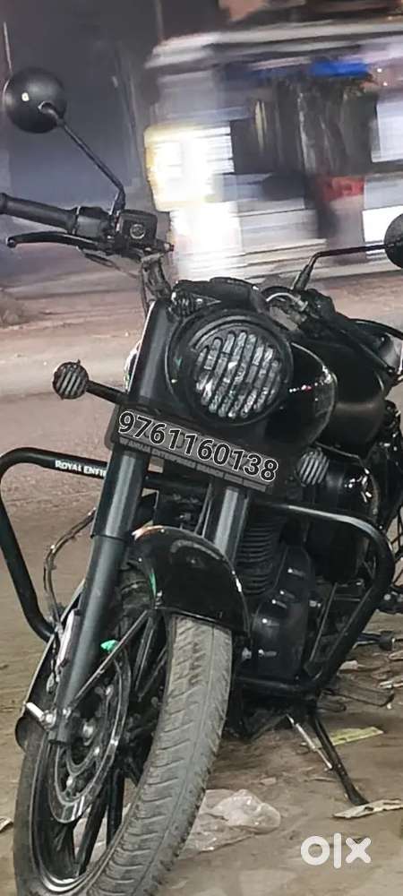 Royal Enfield 2025 model Jo Nai Lene ja raha hai vah Le sakta hai isko