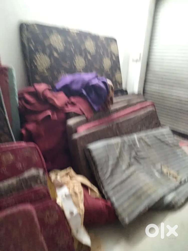 Ac tv gijar bed darvaje khidki hotel ka sara saman dena he