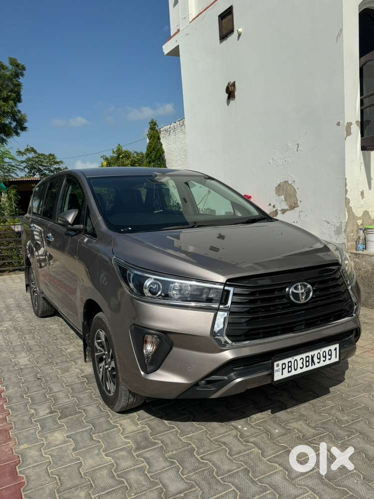 Toyota Innova Crysta 2022 Diesel Well Maintained