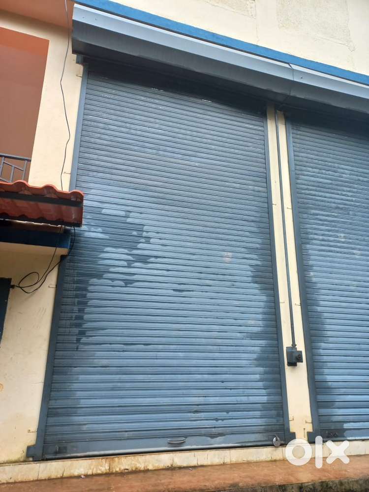 Bicholim idc industrial area shops available for rent 12k