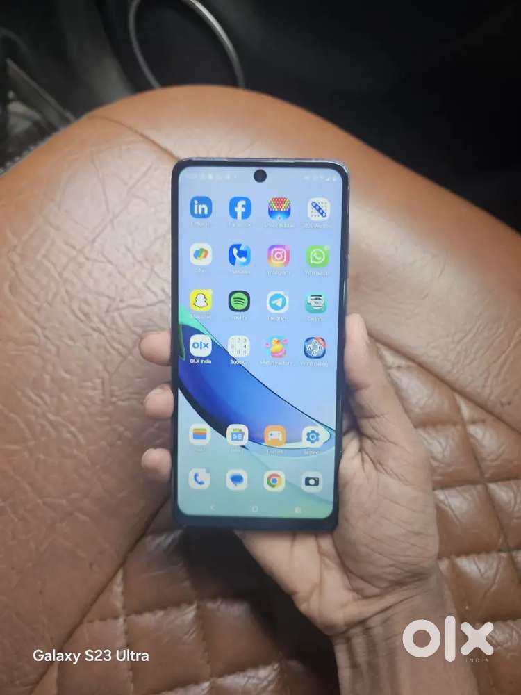 Moto g84 5g 256gb 12gb ram