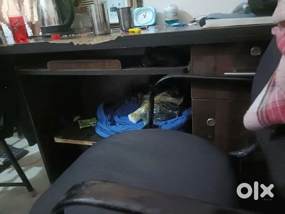 Study table and office table