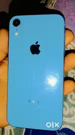 I phone xr 64gb. back crack. iCloud lock a.