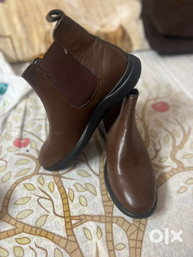 Boots shoe