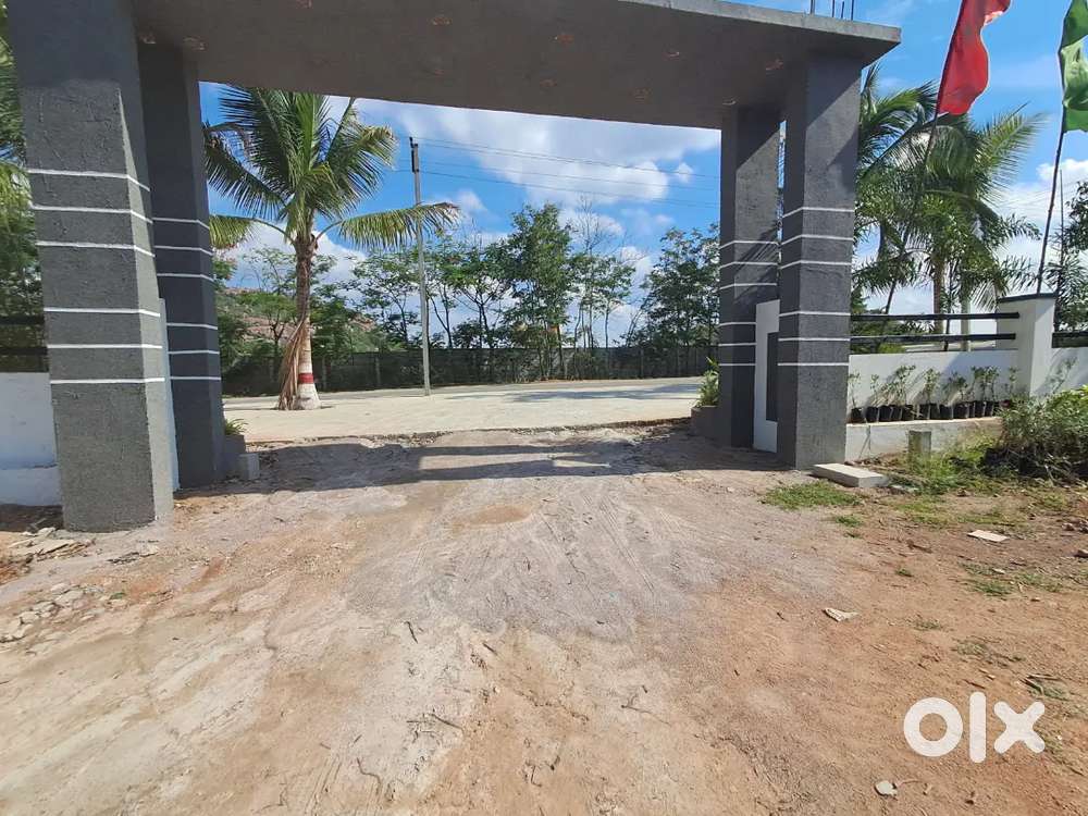 Gated villas  community plots sale near Ramoji film city fee min drive