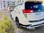 Toyota Innova Crysta 2018 Diesel 180000 Km Driven