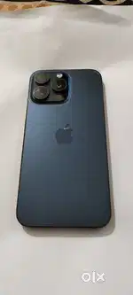 iPhone 15 Pro Max : Blue Titanium / 256 GB