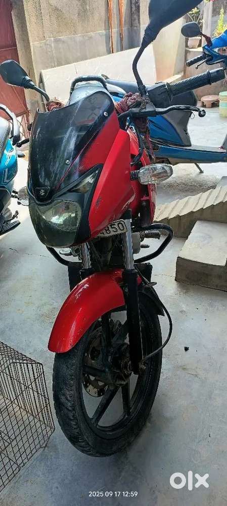 Bajaj Pulsar 150 for sale at 25K