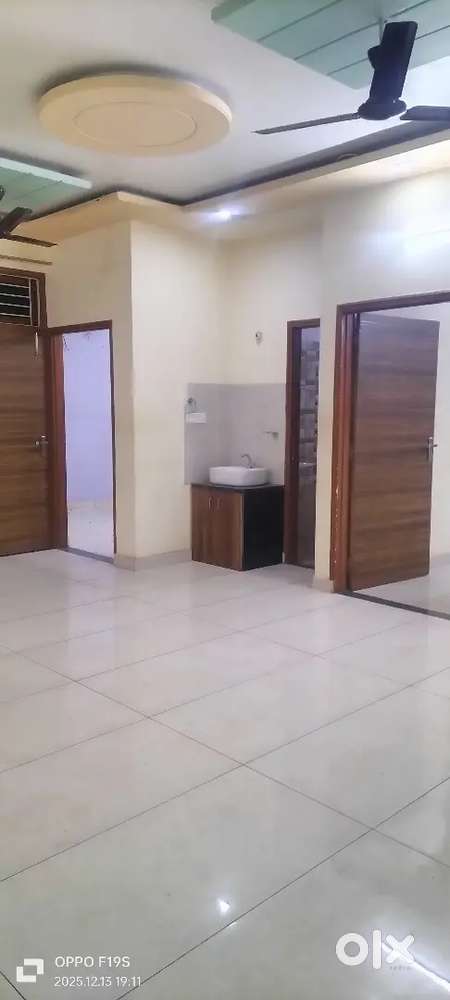 4 bhk flat for Rent vaishali nagar Chitrakoot